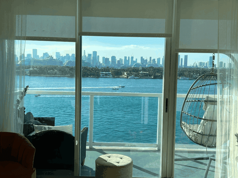 Appartement Miami Beach Paradise avec vue sur la baie et la skyline, géré en location courte durée avec Loomky